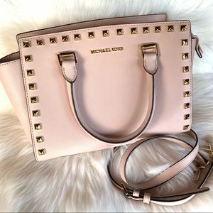 Michael Kors Medium Selma Crossbody Bag